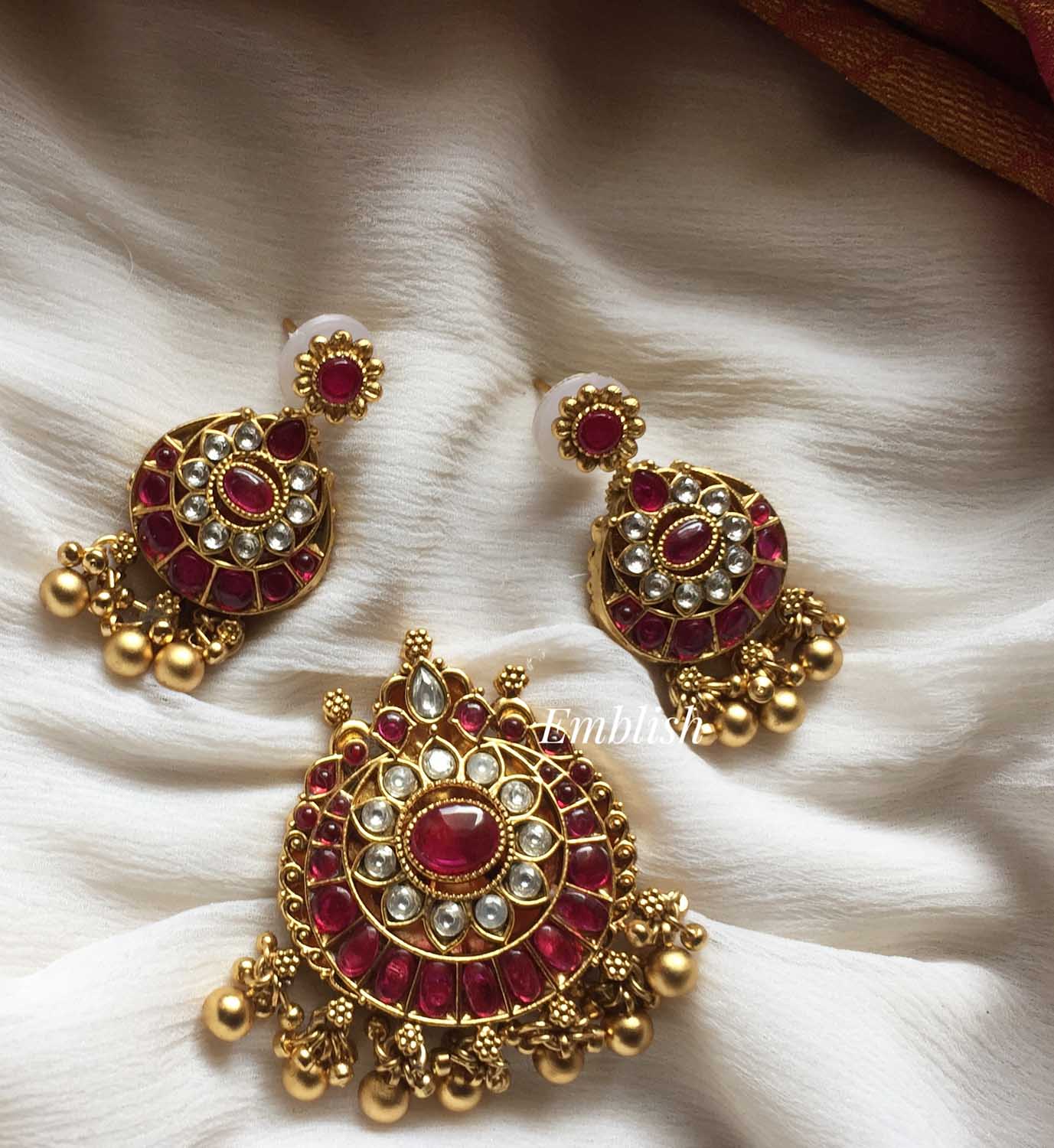 Reversible Kemp Lakshmi pendant set- red with white